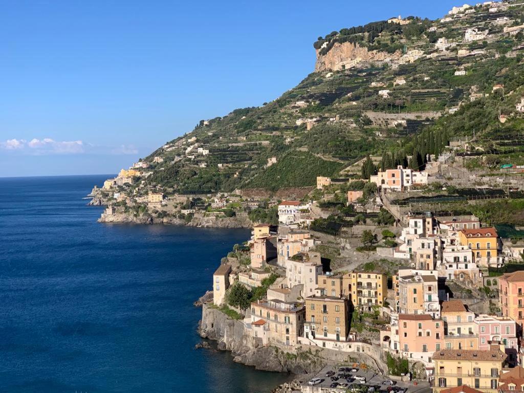 Casa Vacanze Freeholiday House Minori Buitenkant foto