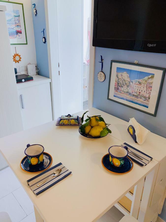 Casa Vacanze Freeholiday House Minori Buitenkant foto